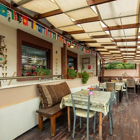 Ephesus Palace Szálloda 2*