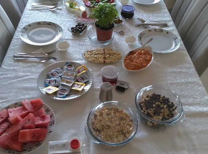 Ephesus Palace 호텔 2*