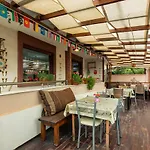 Ephesus Palace 호텔 2*