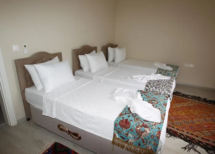 Ephesus Palace Hotell