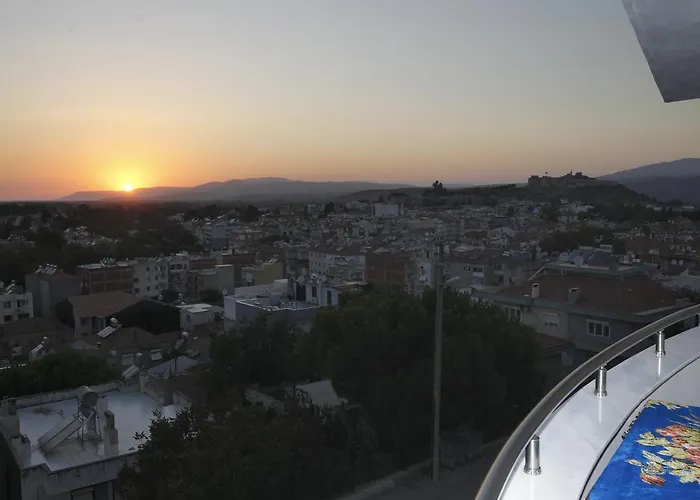 Ephesus Palace Hotell 2*